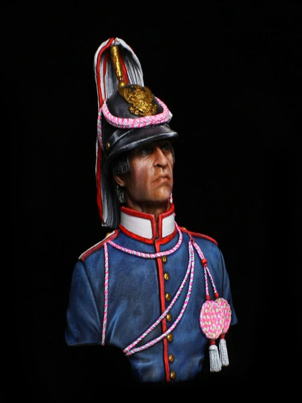 1/10 Napoleonic French Cavalry Officer with Plumed Helmet, Resin Model Bust Kit, Unassembled and Unpainted