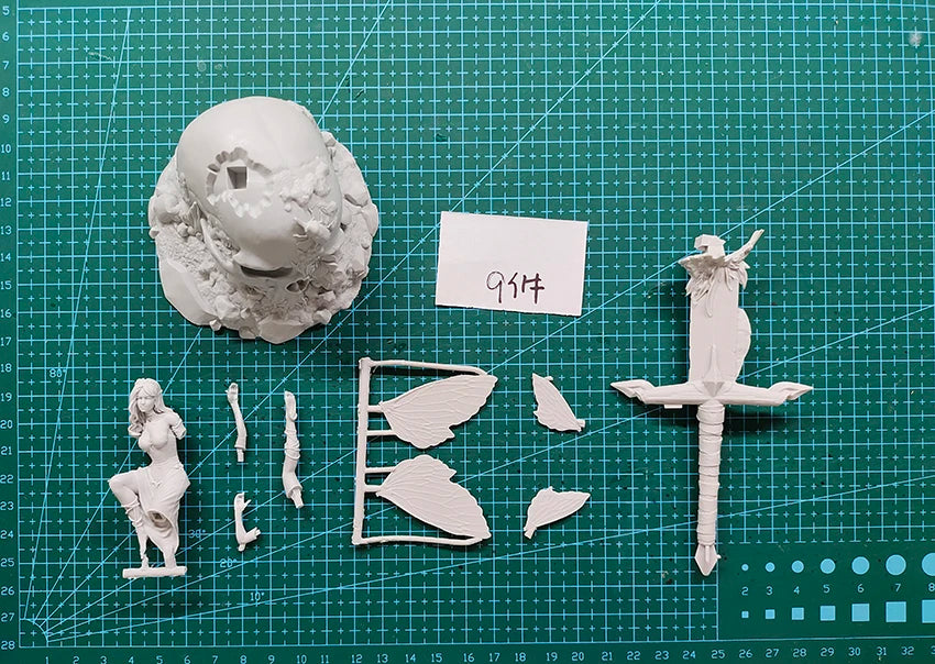 1/24 Faery Warrior, Resin Model Figure Kit, Fantasy Theme, Unassembled and Unpainted