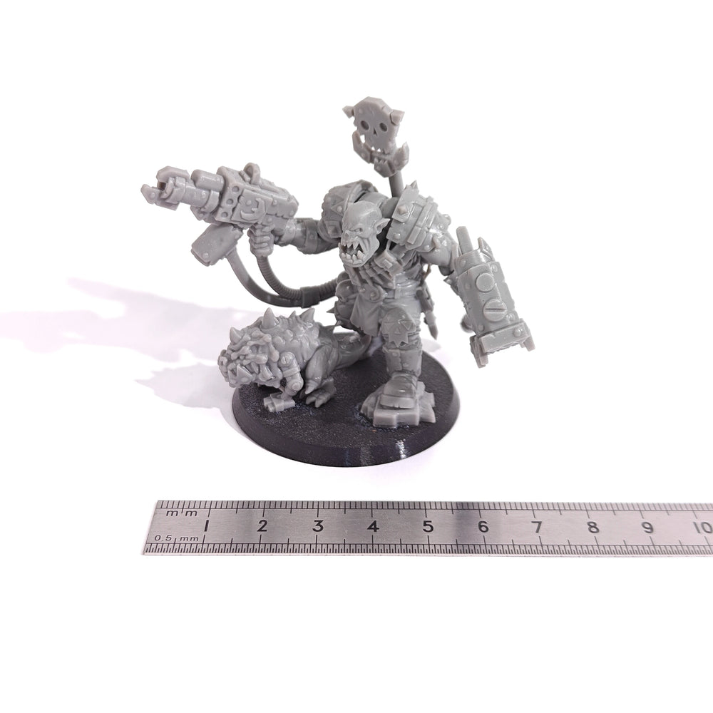 32mm Orc Warriors, 3 Figures, Resin Model Figure Kit, Fantasy Theme, Unassembled and Unpainted