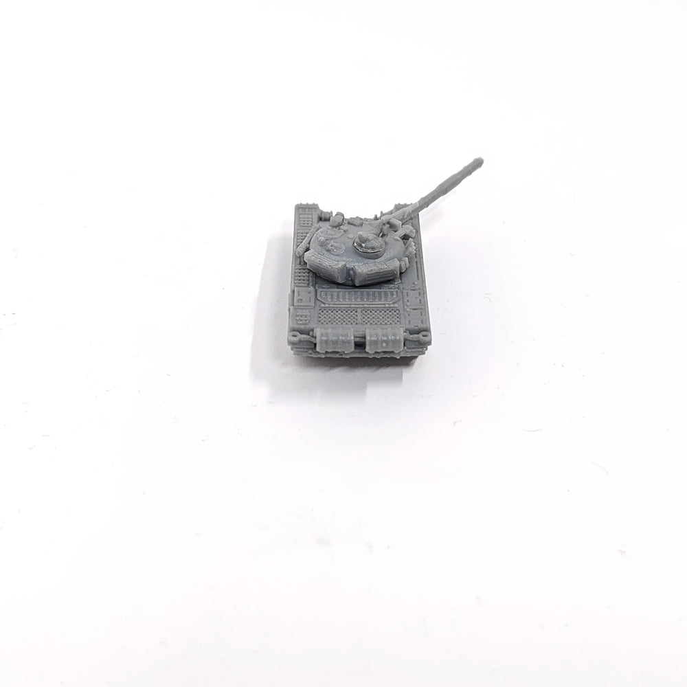 1/144 Cold War T-72A Soviet Main Battle Tank, Resin Model Vehicle Kit, Unassembled and Unpainted