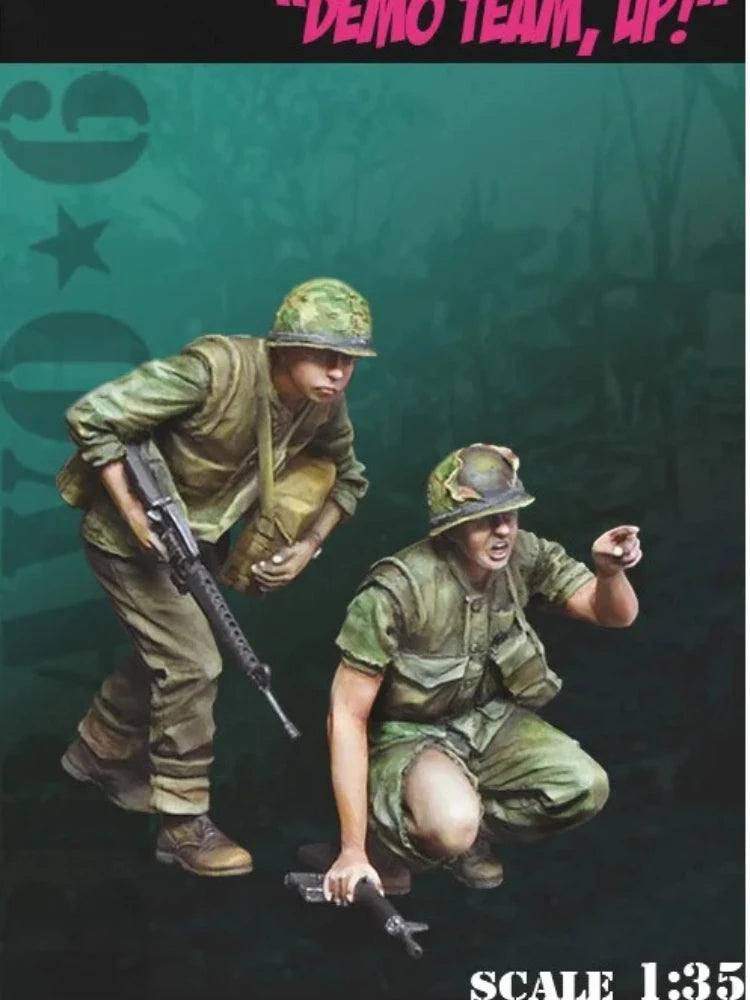 1/35 WWII US Infantry Kneeling Point & Rifle, 2 Figures, Resin Model Figure Kit, Unassembled and Unpainted