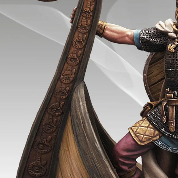 1/24 Medieval Warrior in Chainmail with Shoulder Cape, Resin Model Figure Kit, Fantasy Theme, Unassembled and Unpainted