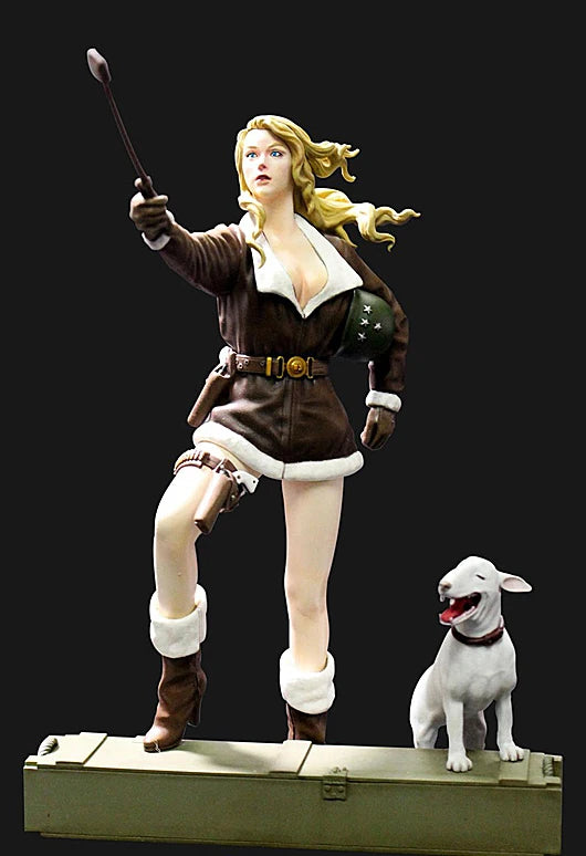 1/12 Female with Wrench and Dog, Resin Model Figure Kit, Fantasy Theme, Unassembled and Unpainted
