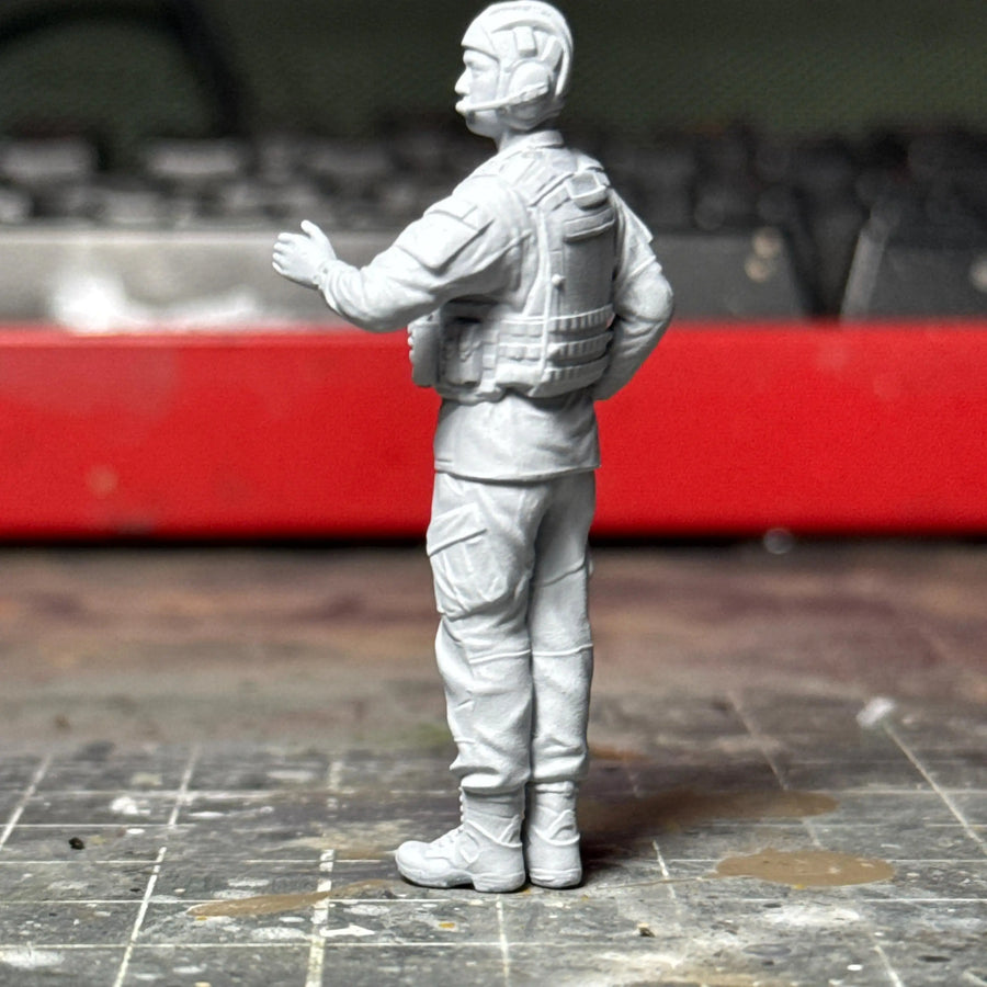 Modern Tactical Soldier with Communications Headset 1/35 Resin Figure Kit - resin model view 4
