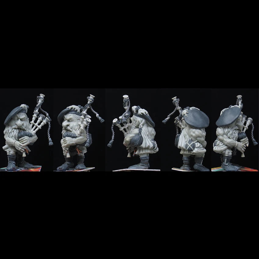 1/32 Medieval Highland Bagpiper, Resin Model Bust Kit, Unassembled and Unpainted