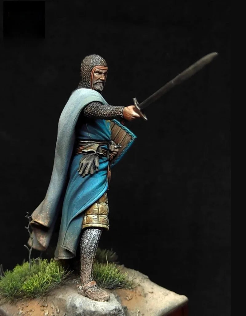 1/24 Medieval Crusader Knight with Blue Surcoat and Spear, 3 Figures, Resin Model Figure Kit, Unassembled and Unpainted