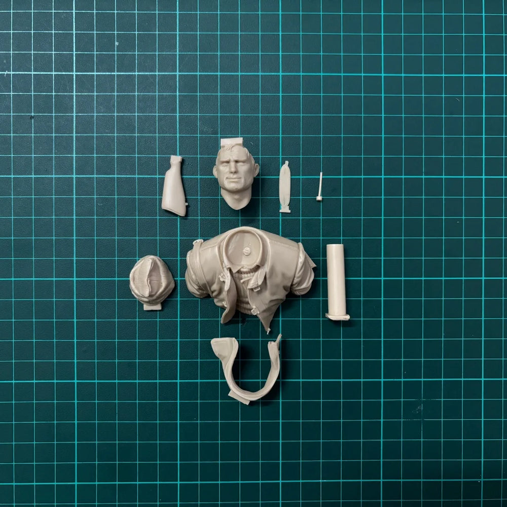 1/10 Modern British Reconnaissance Soldier, Resin Model Bust Kit, Unassembled and Unpainted