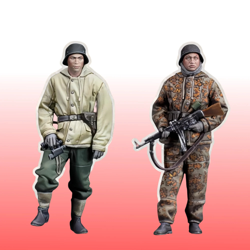 1/35 WWII German Infantry with MP40 and Camo Smock, 2 Figures, Resin Model Figure Kit, Unassembled and Unpainted