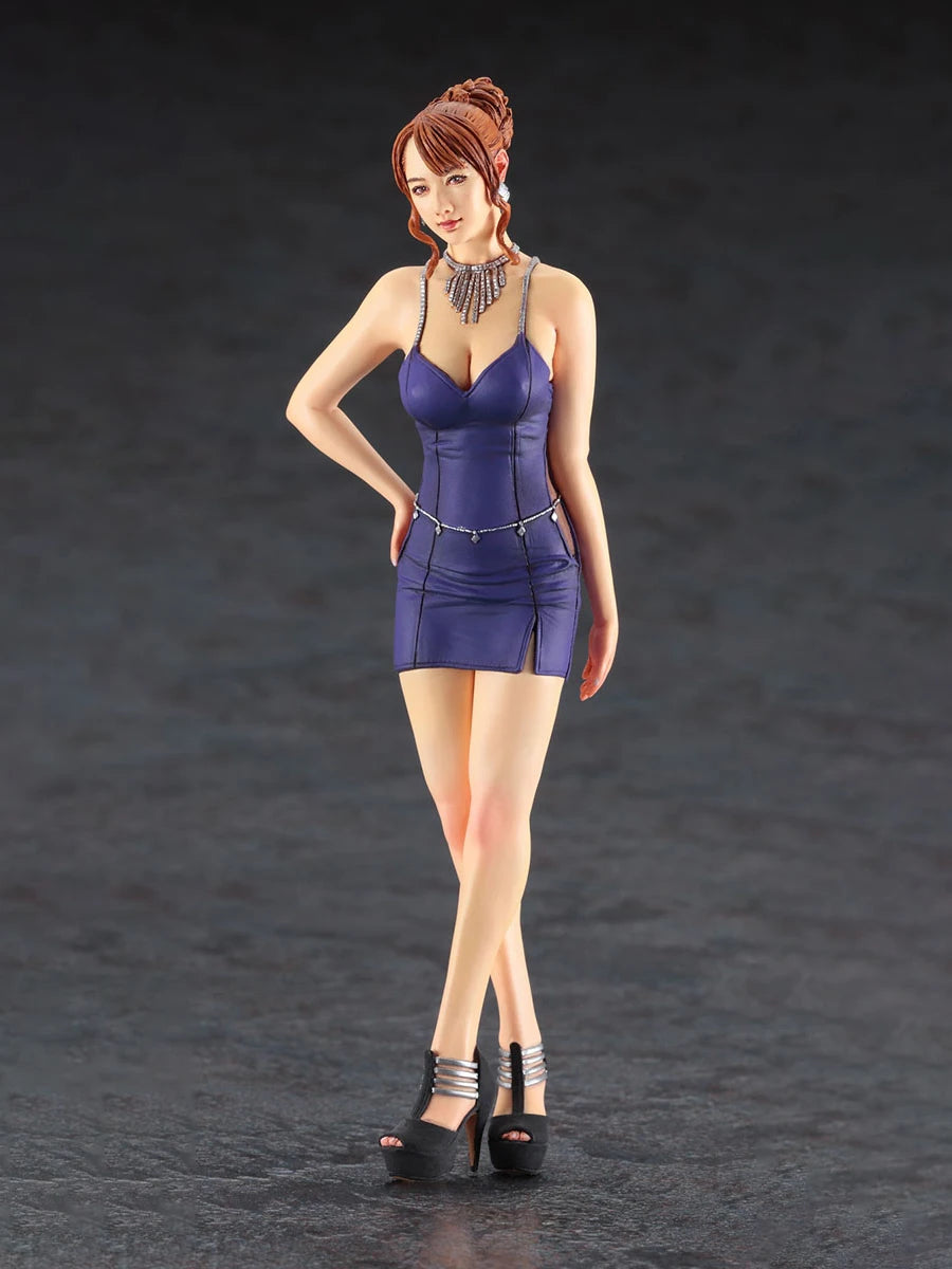 1/12 Woman in Purple Dress, Resin Model Figure Kit, Unassembled and Unpainted