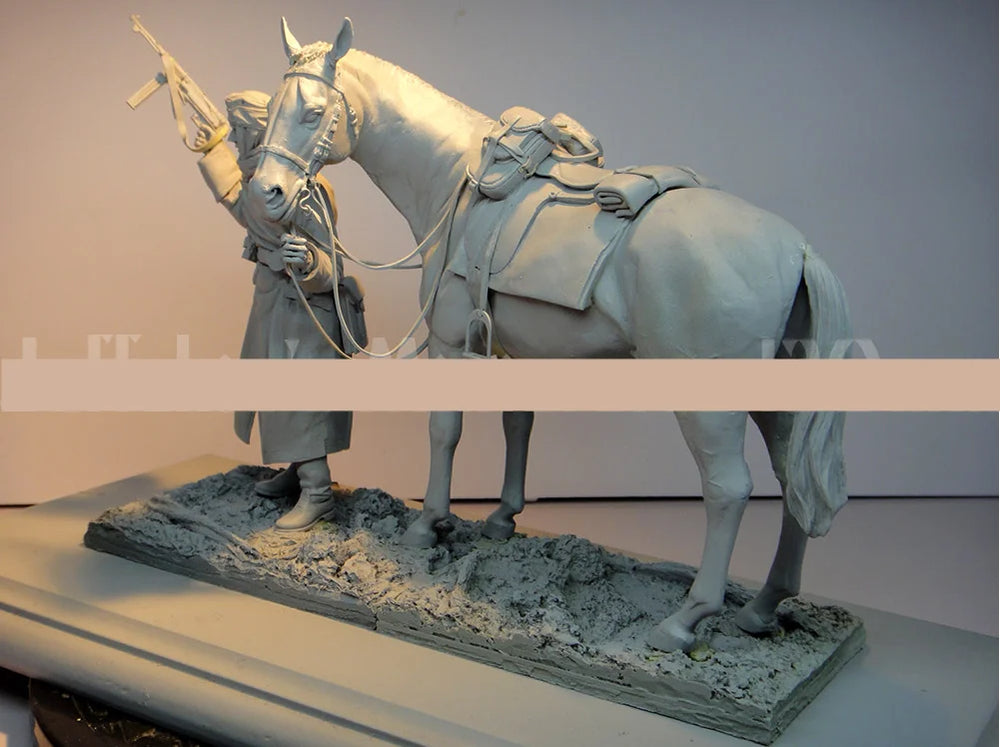 1/16 Napoleonic Mounted Cavalry, Resin Model Figure Kit, Unassembled and Unpainted