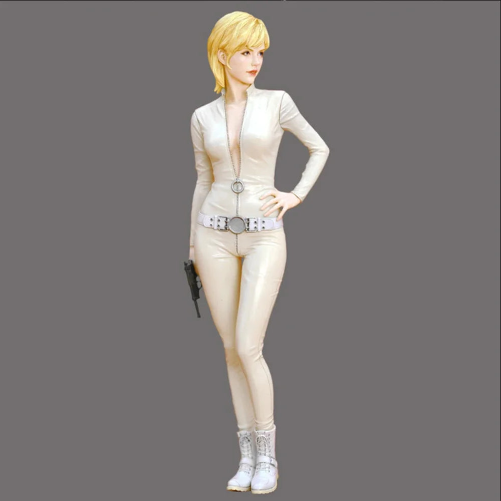 1/12 Female Mech Pilot, Resin Model Figure Kit, Sci-Fi Theme, Unassembled and Unpainted