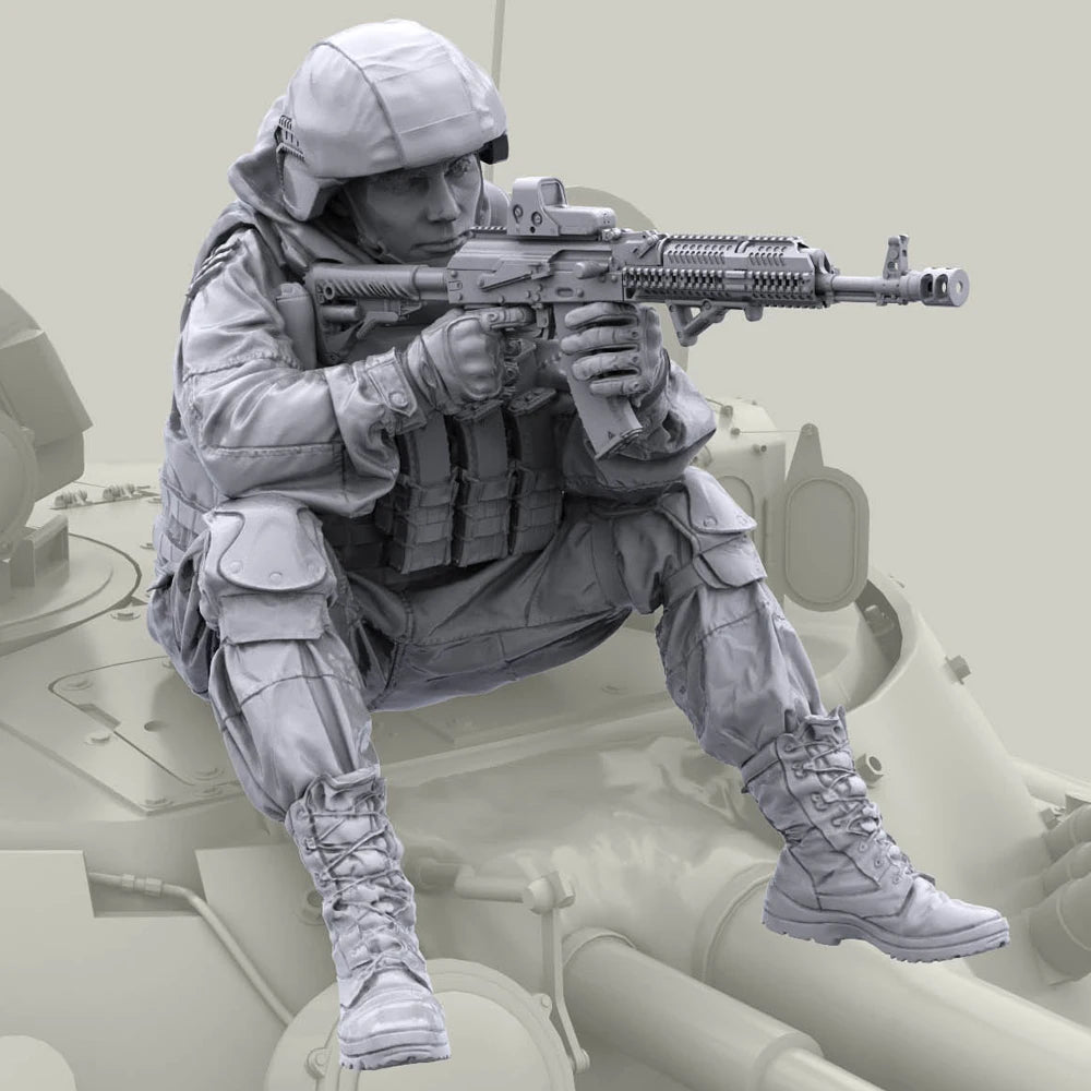 1/35 Modern Tactical Rifleman in Body Armor with Assault Rifle, Resin Model Figure Kit, Unassembled and Unpainted