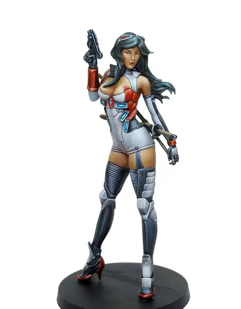 1/20 Female Warrior with Plasma Weapons, Resin Model Figure Kit, Fantasy Theme, Unassembled and Unpainted