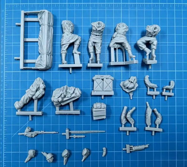 1/35 Modern Military Evacuation, 12 Figures, Resin Model Diorama Kit, Unassembled and Unpainted