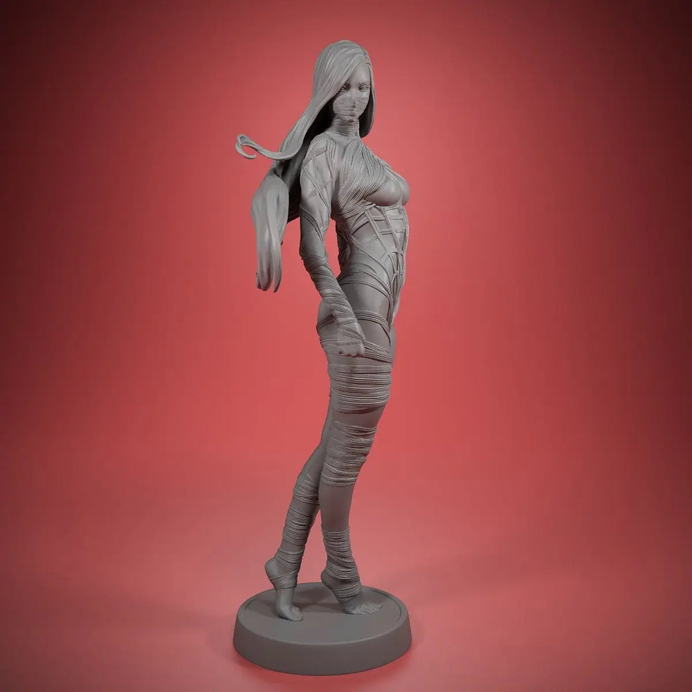 Modern Tactical Operator in Wrapped Hooded Suit, Resin Model Figure Kit, Fantasy Theme, Unassembled and Unpainted