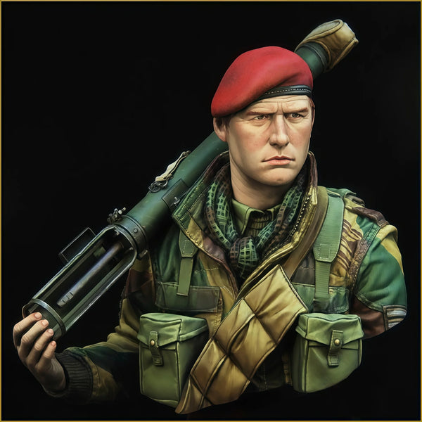 1/10 Modern British Paratrooper in Red Beret with Scoped Rifle, Resin Model Bust Kit, Unassembled and Unpainted