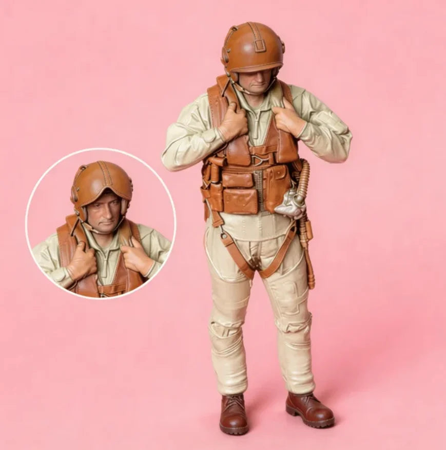 1/48 WWII North African Soldier, Resin Model Figure Kit, Unassembled and Unpainted