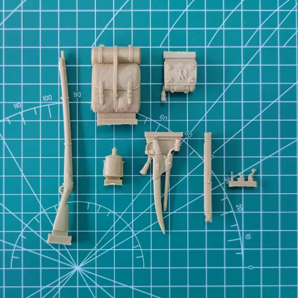 120mm Napoleonic British Grenadier Guard, Resin Model Figure Kit, Unassembled and Unpainted