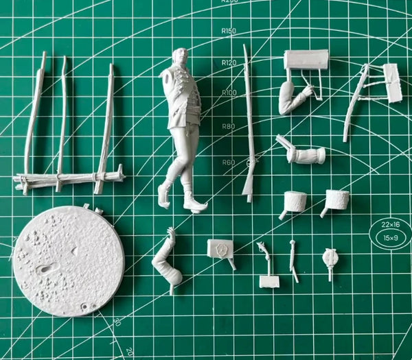 1/24 Napoleonic Austrian Soldier, Resin Model Figure Kit, Unassembled and Unpainted