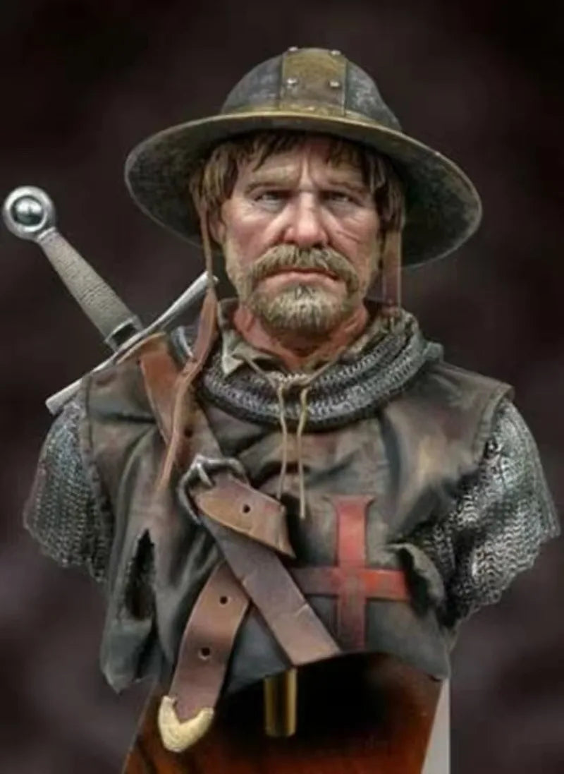 1/10 Medieval Bearded Knight with Plumed Helm and Chainmail, Resin Model Bust Kit, Unassembled and Unpainted