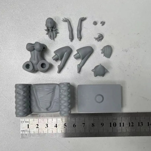 1/24 Princess Seated, Resin Model Figure Kit, Fantasy Theme, Unassembled and Unpainted