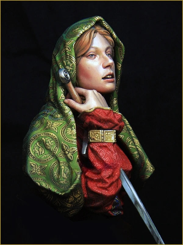 1/10 Celtic Woman Gazing Upward in Ornate Cloak, Resin Model Bust Kit, Fantasy Theme, Unassembled and Unpainted