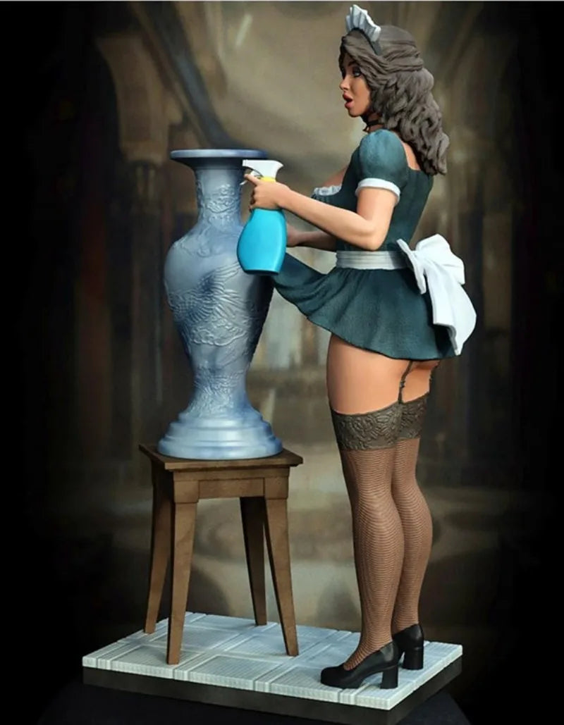 1/24 Maid, Resin Model Figure Kit, Unassembled and Unpainted