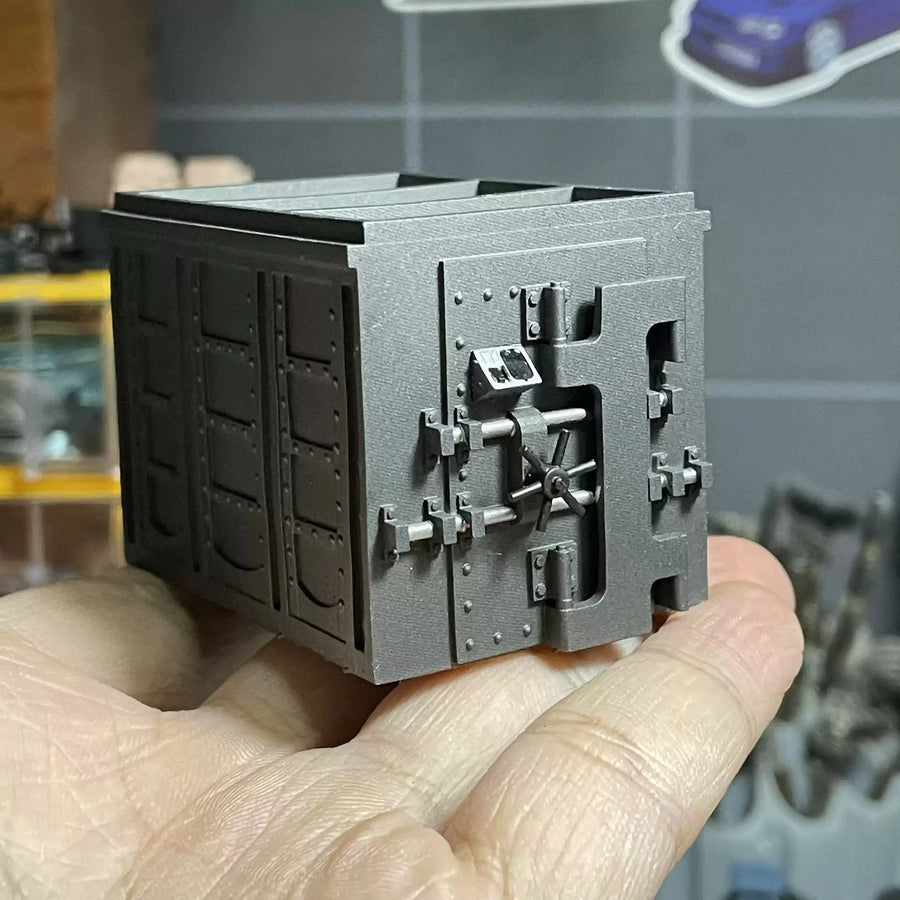 Military Ammunition Box Storage Container 28mm Resin Model Kit Parts - resin model view 4