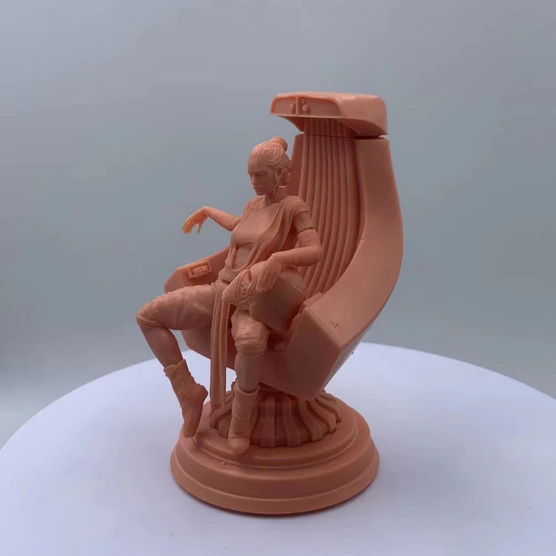 1/24 Female in Draped Robes, Resin Model Figure Kit, Sci-Fi Theme, Unassembled and Unpainted