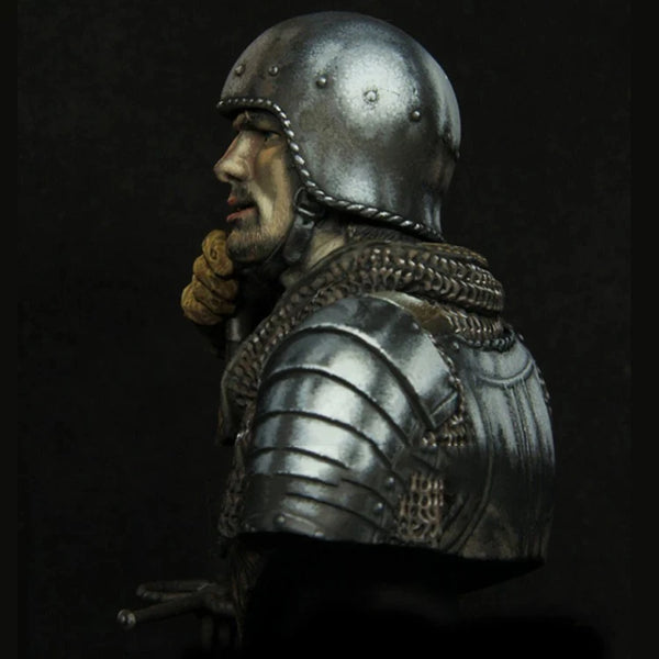 1/10 Medieval Bearded Knight with Red Shield, Resin Model Bust Kit, Unassembled and Unpainted