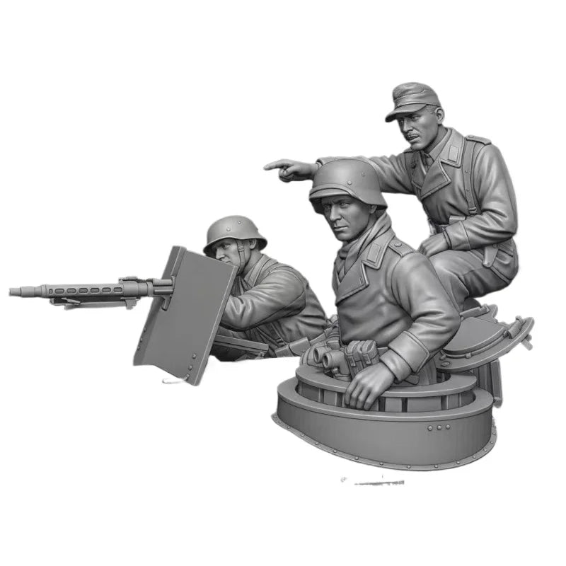 1/35 WWII German Tank Commander with Gun Crew in Combat Positions, 3 Figures, Resin Model Figure Kit, Unassembled and Unpainted