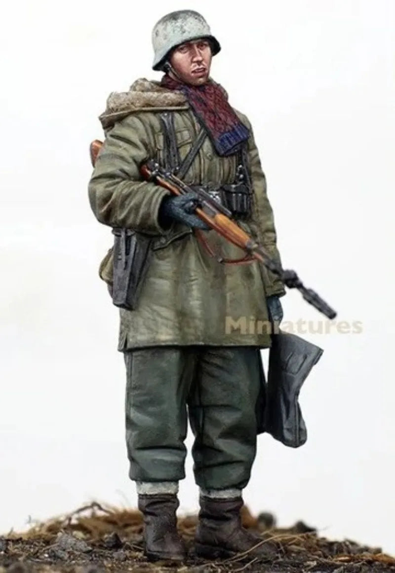 1/35 WWII German Grenadier Winter, Resin Model Figure Kit, Unassembled and Unpainted