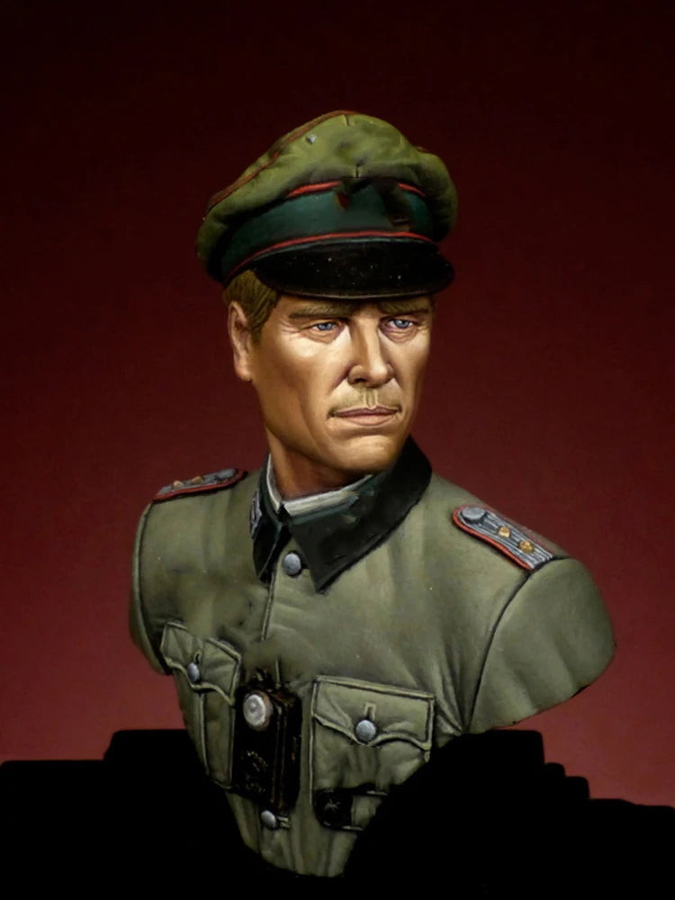 1/16 WWI Officer, Resin Model Bust Kit, Unassembled and Unpainted