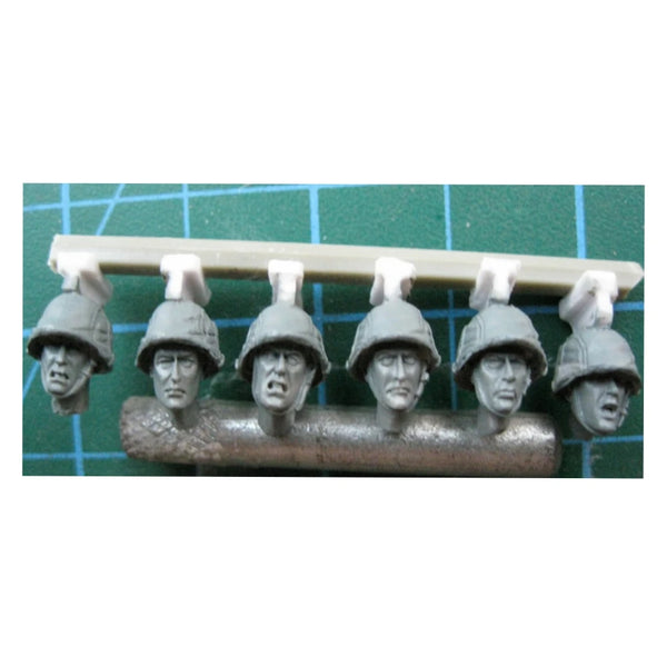 1/35 WWII British Infantry in Pickelhaube Helmets, 6 Figures, Resin Model Figure Kit, Unassembled and Unpainted