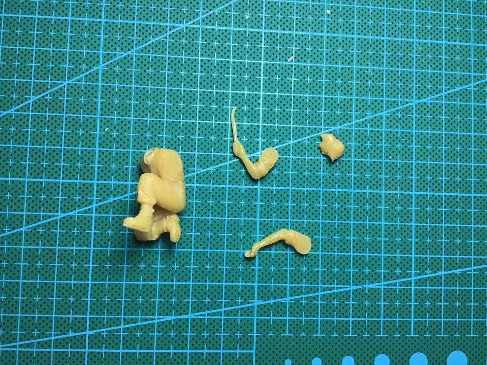 1/35 WWII British Infantry Repairman, Resin Model Figure Kit, Unassembled and Unpainted
