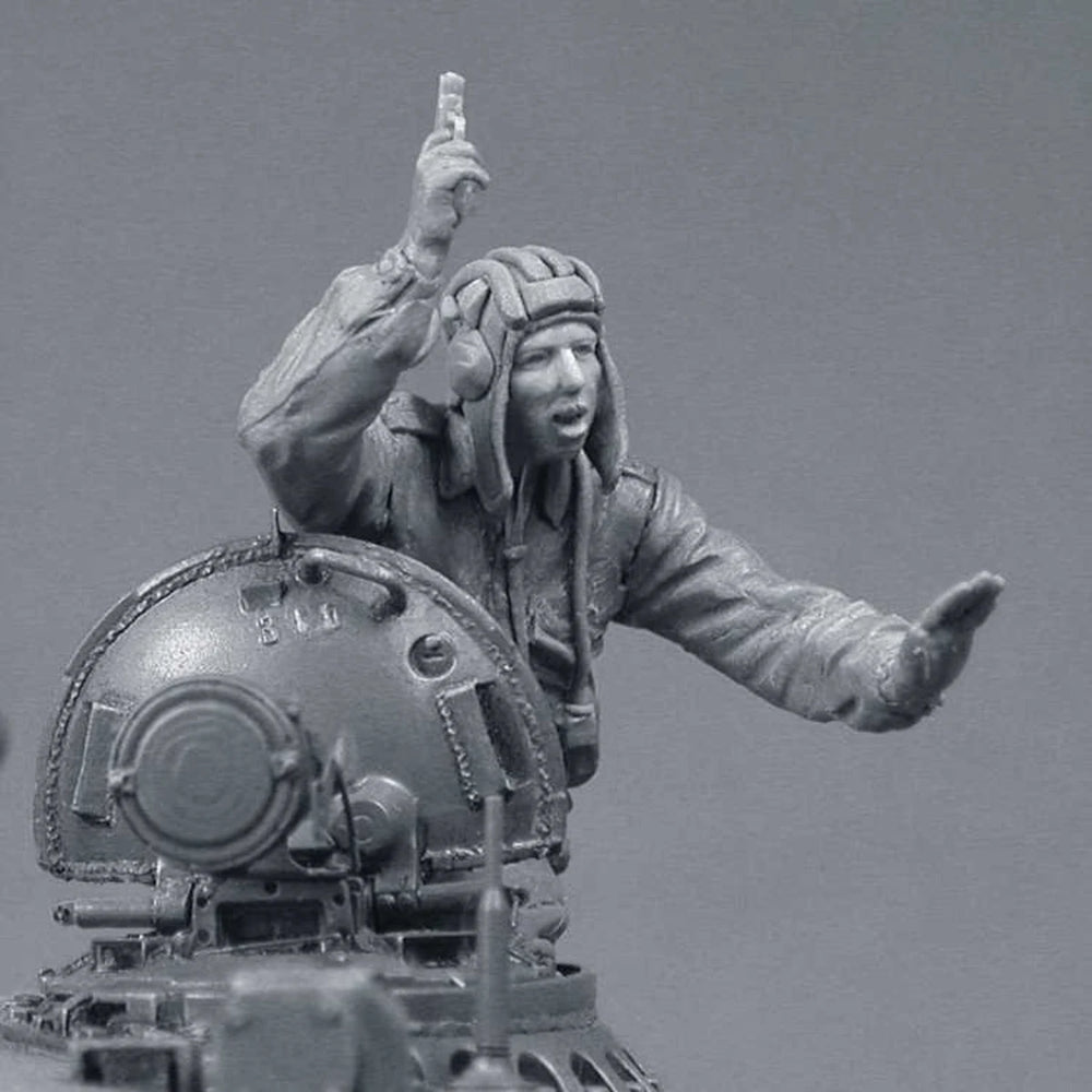 1/35 Barbarian Warriors, 2 Figures, Resin Model Figure Kit, Fantasy Theme, Unassembled and Unpainted