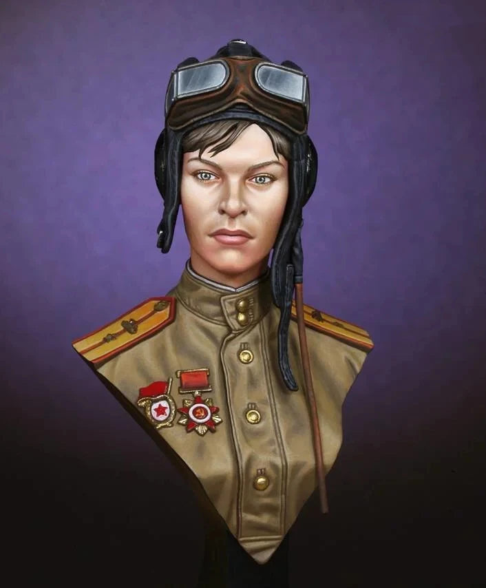 1/10 Female Pilot, Resin Model Bust Kit, Sci-Fi Theme, Unassembled and Unpainted