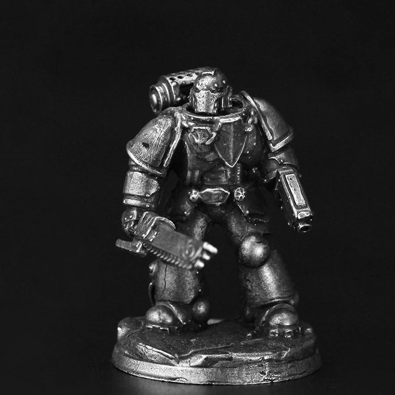 32mm Armored Sci-Fi Soldiers, 9 Figures, Resin Model Figure Kit, Sci-Fi Theme, Unassembled and Unpainted