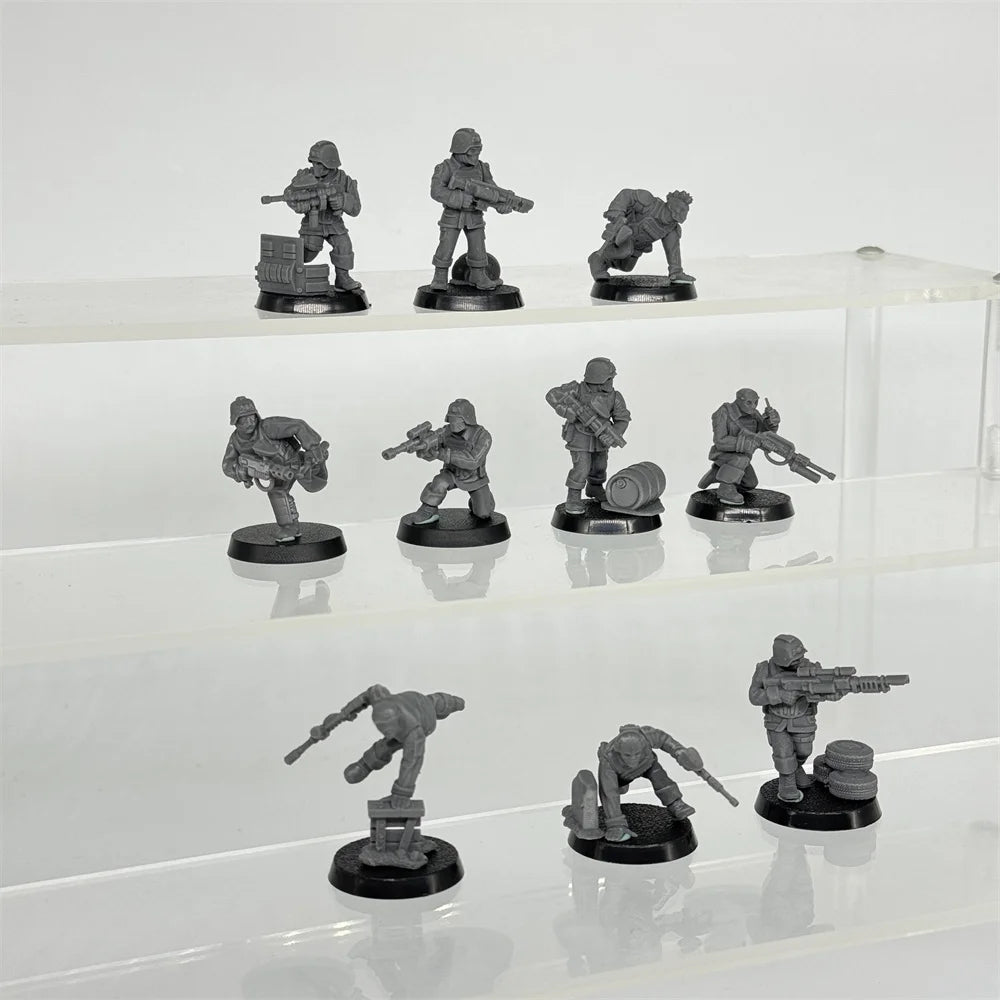 28mm Heavy Armored Sci-Fi Soldiers, 35 Figures, Resin Model Figure Kit, Sci-Fi Theme, Unassembled and Unpainted
