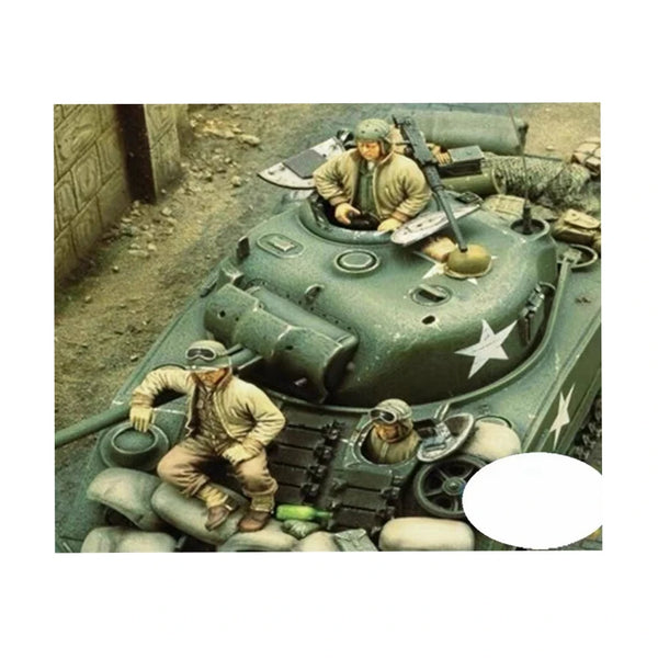 1/35 WWII US Tank Crew at Rest, 3 Figures, Resin Model Figure Kit, Unassembled and Unpainted