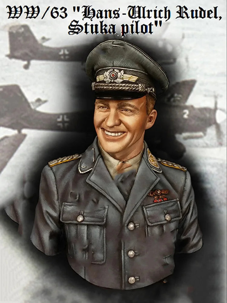 1/10 WWII Luftwaffe Pilot Rudel, Resin Model Bust Kit, Unassembled and Unpainted