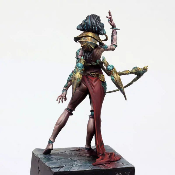 150mm Void Queen Warrior, Resin Model Figure Kit, Fantasy Theme, Unassembled and Unpainted