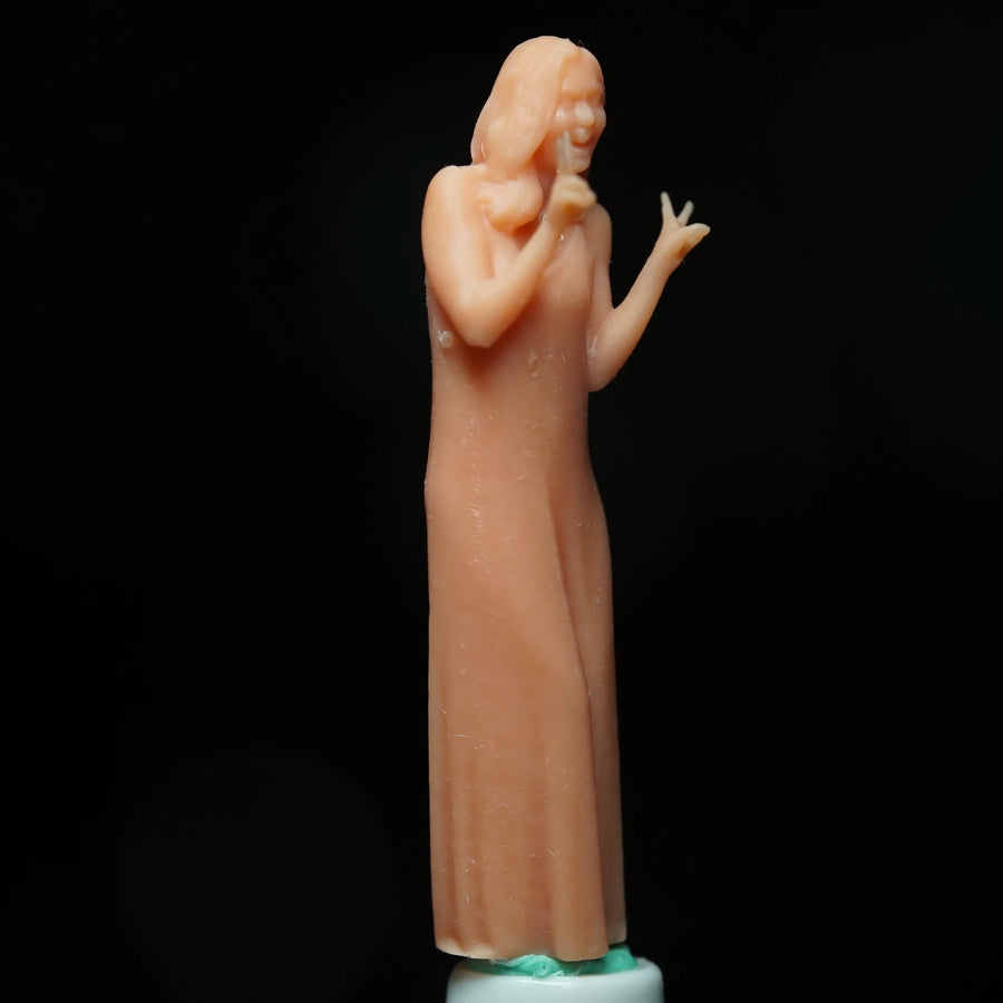Female Bust in Long Dress with Expressive Pose 75mm Resin Kit - resin model view 3