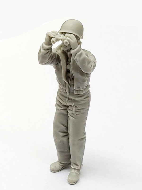 1/35 Modern US Soldier Communicating on Radio, Resin Model Figure Kit, Unassembled and Unpainted