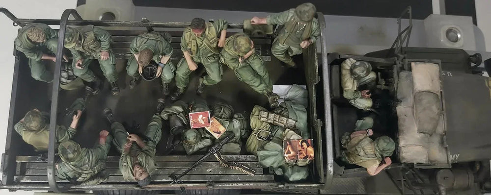 Vietnam War US Military Soldiers with Trucks, 11 Figures, Resin Model Figure Kit, Unassembled and Unpainted