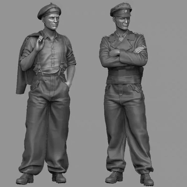 1/35 WWII Two WWII Soldiers, 2 Figures, Resin Model Figure Kit, Unassembled and Unpainted