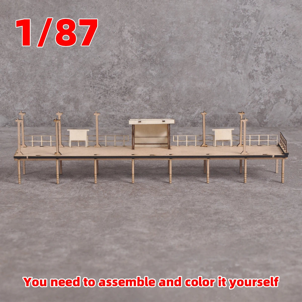 1/87 HO Railway Station Platform, Resin Model Diorama Kit, Historical Theme, Unassembled and Unpainted