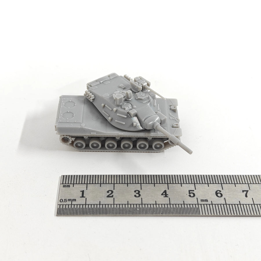 1/144 Scale Kpz 70 Main Battle Tank MODEL KIT