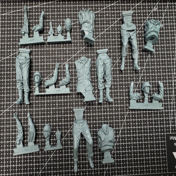1/16 WWII US Armored Crew, 4 Figures, Resin Model Figure Kit, Unassembled and Unpainted