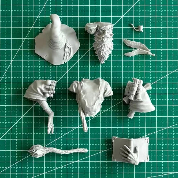 76mm Wizard with Owl Staff, Resin Model Bust Kit, Fantasy Theme, Unassembled and Unpainted
